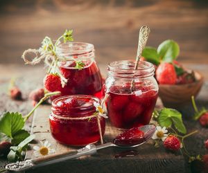 Truskawki w syropie. Sprawdź nasz przepis na truskawki na zimę