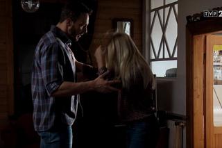 M jak miłość odc. 1447. Joasia (Barbara Kurdej-Szatan), Leszek (Sławomir Uniatowski)