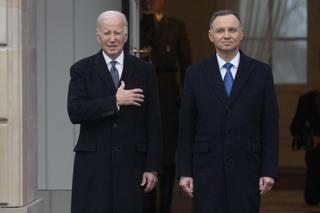 Powitanie prezydenta Joe Bidena przez Andrzeja Dudę