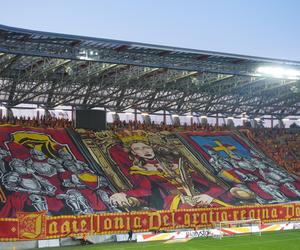 Jagiellonia-Poniewież. Liga Mistrzów i Eska Summer City na Stadionie Miejskim w Białymstoku