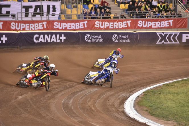 PRES Grupa Deweloperska Toruń - Betard Sparta Wrocław, zdjęcia kibiców i zawodników z Motoareny
