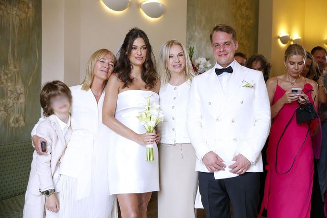 Ślub jak z bajki! Syn Marioli Bojarskiej-Ferenc powiedział tak. Panna młoda nie ukrywała brzuszka