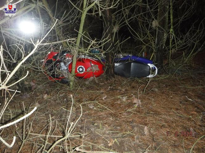 Tragiczny wypadek młodego motocyklisty. Stracił kontrolę i uderzył w drzewo