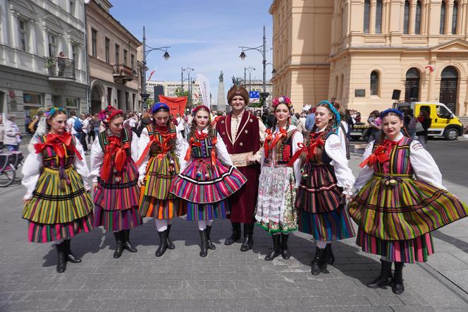 Pochód Juwenaliowy Łódzkich Uczelni. Studenci przejęli Łódź! [ZDJĘCIA]