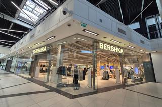 Znany sklep odzieżowy wprowadził kasy samoobsługowe. To prawdziwa rewolucja i pierwszy taki sklep w Polsce