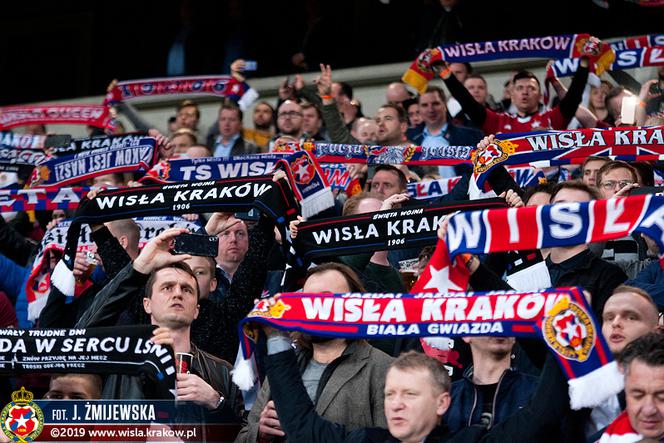 Tak bawili się kibice Wisły Kraków na Derbach Krakowa!