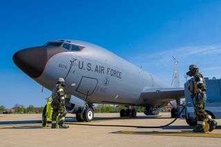 Tajemnicza aktywność USAF nad Atlantykiem. Tankowce w drodze do Izraela?