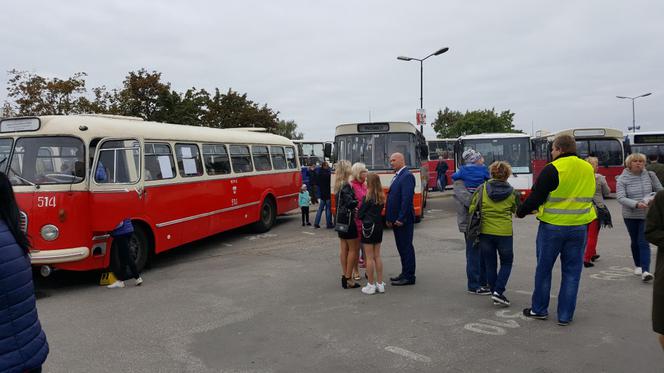 Parada Zabytkowych Autobusów w Bydgoszczy