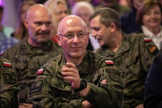 Dzieci będą się uczyć w kontenerach. Pod Kłodzkiem powstała nowa szkoła modułowa