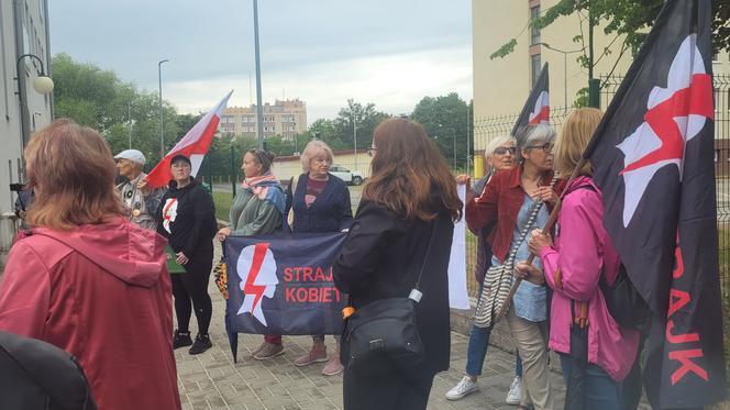 Protesty "Ani Jednej Więcej!" w całej Polsce. Kobiety wyszły na ulice po śmierci Doroty