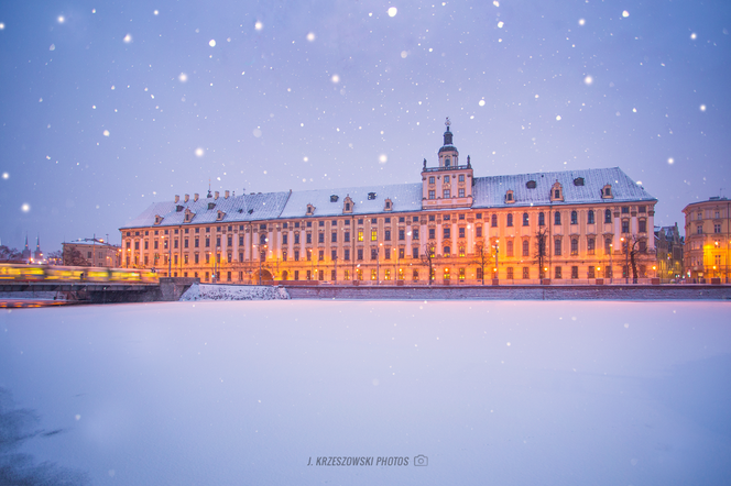 Wrocław przykryty śniegiem