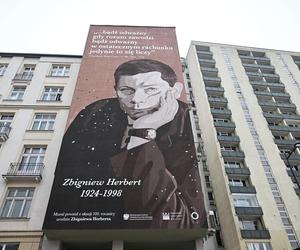 Mural - Zbigniew Herbert