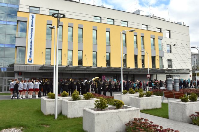 Światowy Dzień Walki z Rakiem. Białostockie Centrum Onkologii zaprasza na białą sobotę