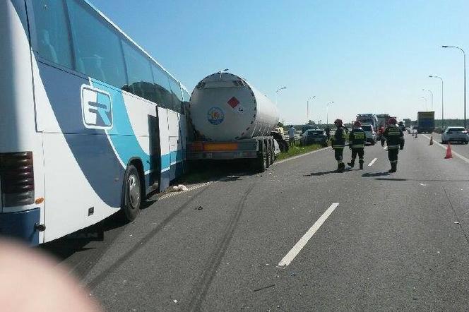 wypadek na A4 w Bratkowicach