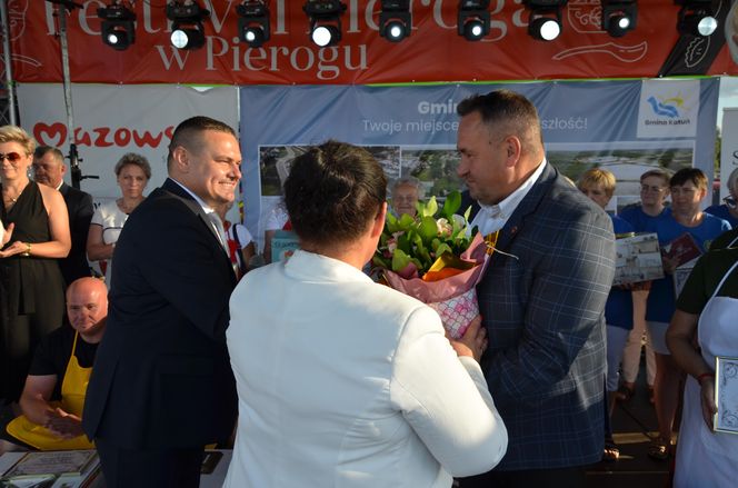W konkursie na najlepsze pierogi w powiecie Siedleckim w 2025 roku zwyciężył męski zespół KGW „Sami Swoi” z Kotunia! 