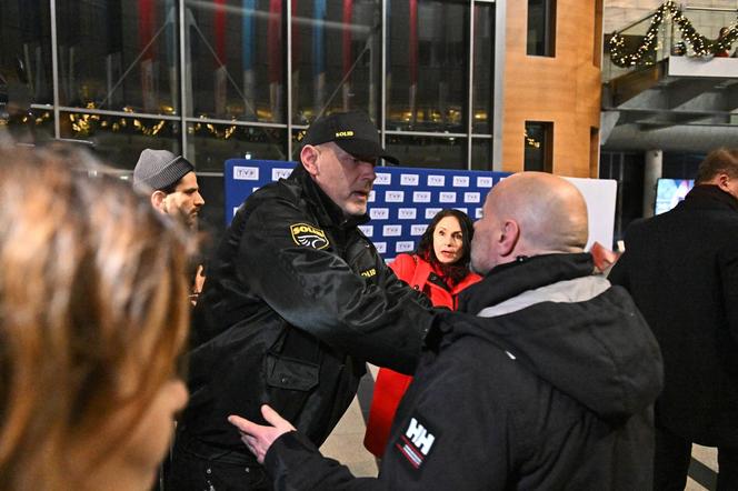 Tak protestują pod TVP