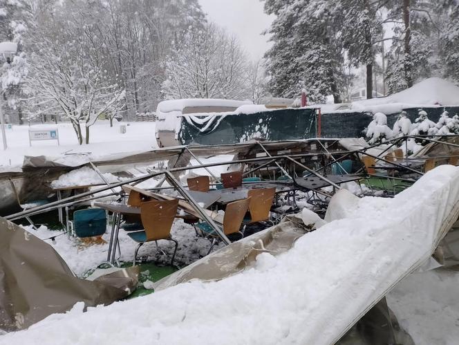 Szymocice. Runął namiot w ośrodku wypoczynkowym