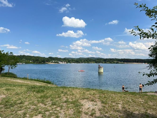 Sztuczna inteligencja wybrała najpiękniejszą plażę w Małopolsce. Tam warto wybrać się w wakacje!