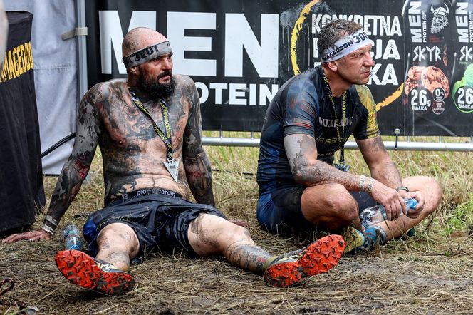 Runmageddon w Katowicach 2025. Błoto, pot i triumf na Hałdzie Kostuchna
