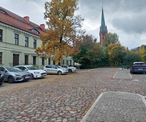 Plac Solny w Bydgoszczy wygląda teraz jak w XIX wieku. Wystarczyło zdjąć starą nawierzchnię
