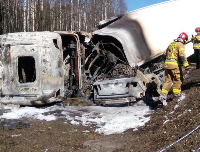 Spalił się we własnym aucie. Tragedia pod Mińskiem Mazowieckim