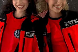 Na sygnale na planie. Britney (Paulina Zwierz), Róża Potocka (Adrianna Jagiełło)