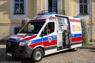 Mieszkańcy wybrali, miasto kupiło. W Białymstoku jest nowa karetka [AUDIO]