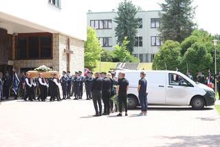 Pogrzeb Marcina Mizi. Tłumy żegnają 28-latka, skatowanego na Dniach Sosnowca