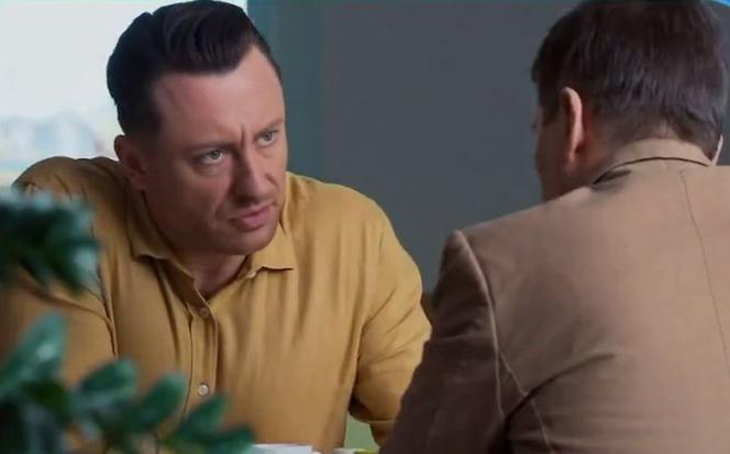 Barwy szczęścia odc. 1904. Maciek Wilk (Adam Szczyszczaj)