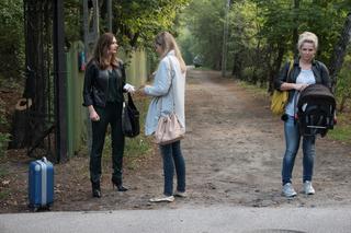 Przyjaciółki 6 sezon odc. 71. Zuza (Anita Sokołowska), Inga (Małgorzata Socha), Patrycja (Joanna Liszowska)