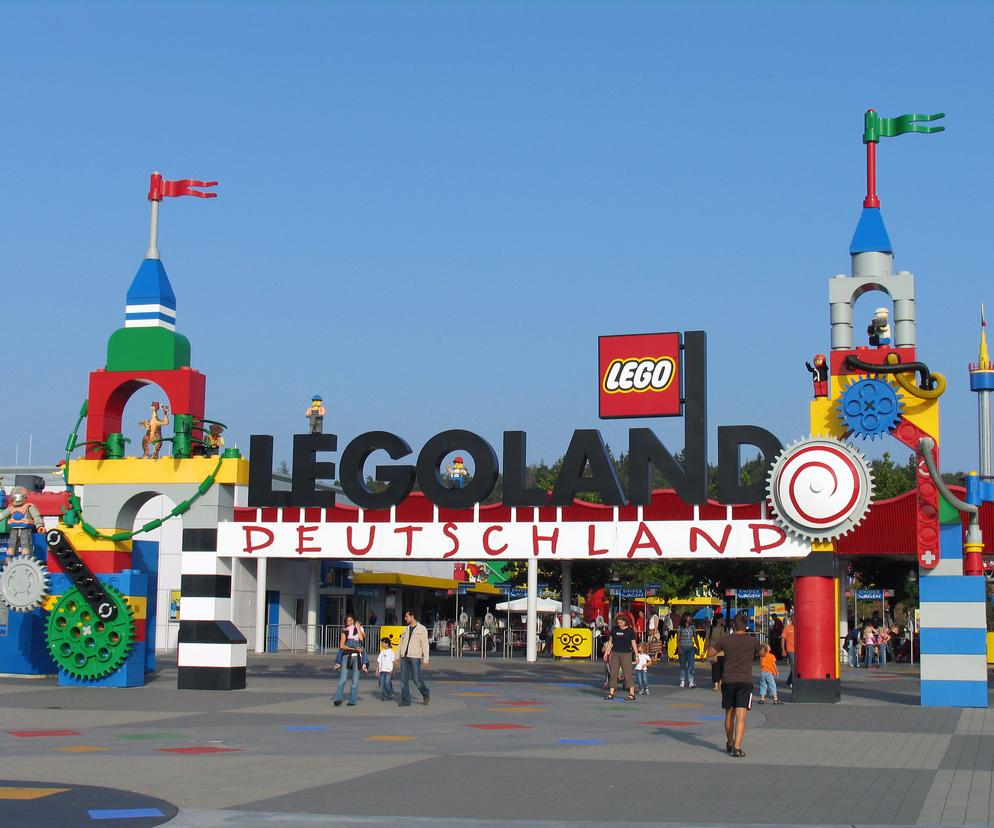 Fatalny wypadek w Legolandzie! Kilkadziesiąt osób rannych po zderzeniu wagoników kolejki górskiej