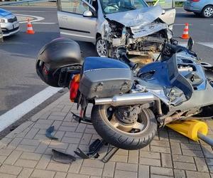 Groźny wypadek pod Skwierzyną. Samochód zderzył się czołowo z motocyklem