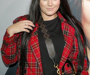 Ewa Farna lubi włosowe eksperymenty. Tak się zmieniała jej fryzura