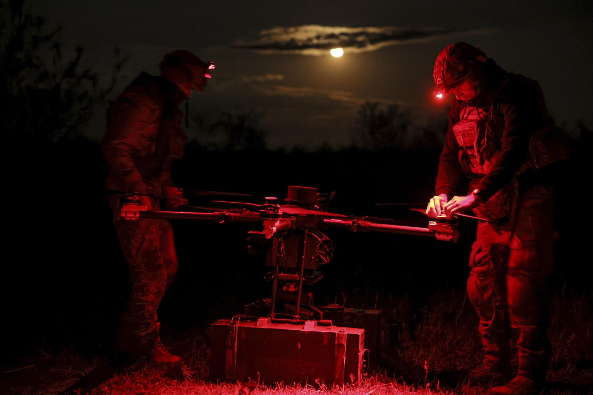 Ukraińcy szkolą na potęgę pilów dronów