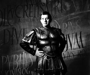 Mariusz Dmochowski, aktor