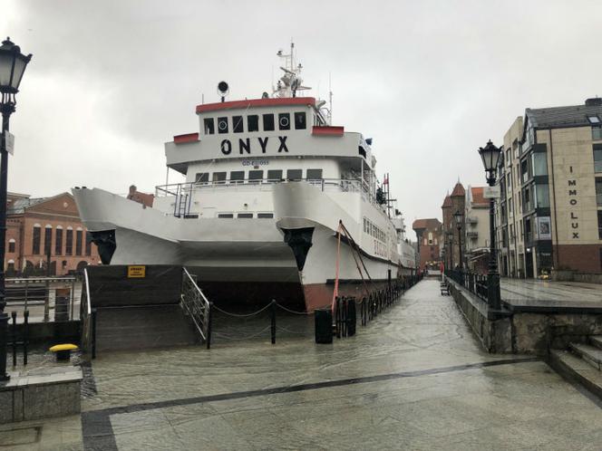 Cofka na Motławie