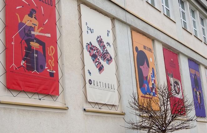 W Wawrze pojawiła się wystawa plakatów muzycznych. Co na niej znajdziemy?