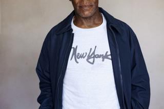 Touch. Arthur Teller (Danny Glover)