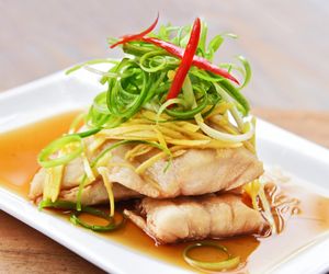 Bez oleju i długiego przygotowania. Ta ryba idealnie sprawdzi się na każdy dzień tygodnia