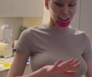 Julia von Stein po operacji