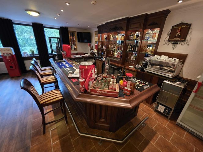 Od 2 dolarów do imperium. Niezwykła droga Henryka Koszałki z Bieszczadów. Do USA i z powrotem