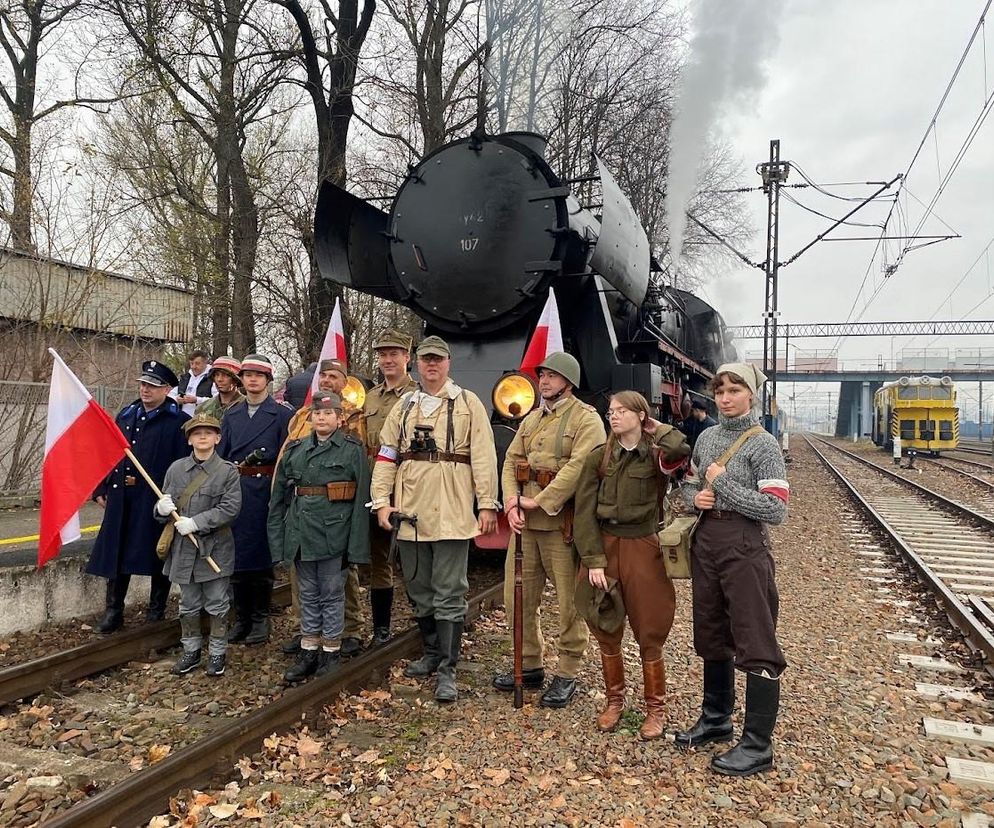 Pociąg retro znowu w trasie. Tym razem z okazji Święta Niepodległości
