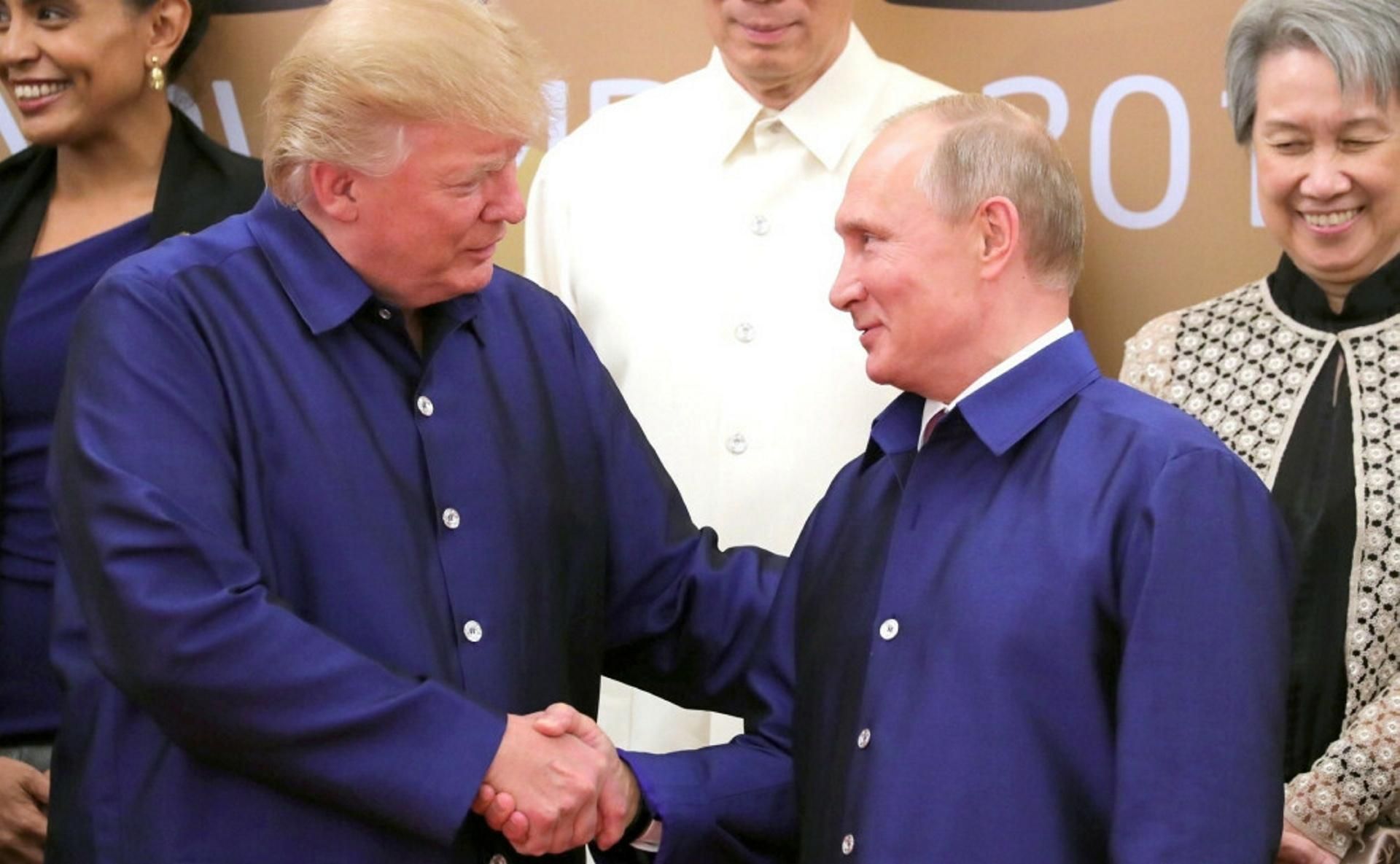 Przyjaźń Trumpa z Putinem trwa od dekady. Poznaj historię tej toksycznej relacji