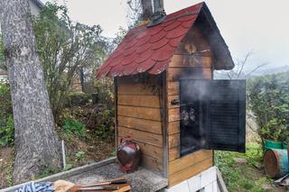 Wędzarnia drewniana