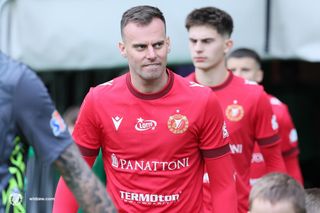 Opuści Widzew, ale zostanie w Łodzi. To dzięki partnerce, którą tutaj poznał