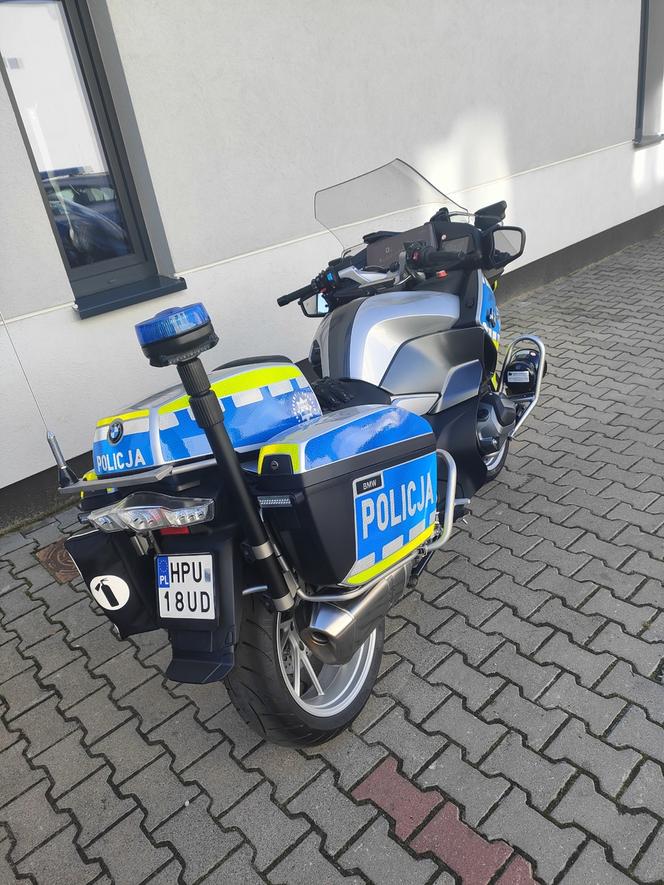 Kościańscy policjanci dostali nowe "beemki" 