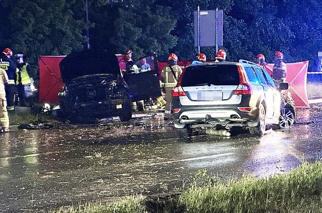 Młode małżeństwo zginęło testując nowe auto. W domu zostawili 3-letnią córeczkę