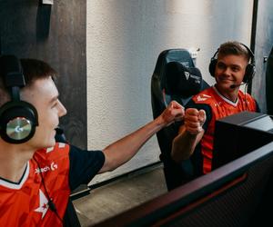 Astralis potrzebuje zmian po fatalnym Road To Major. Zespół reaguje i dobiera szóstego gracza