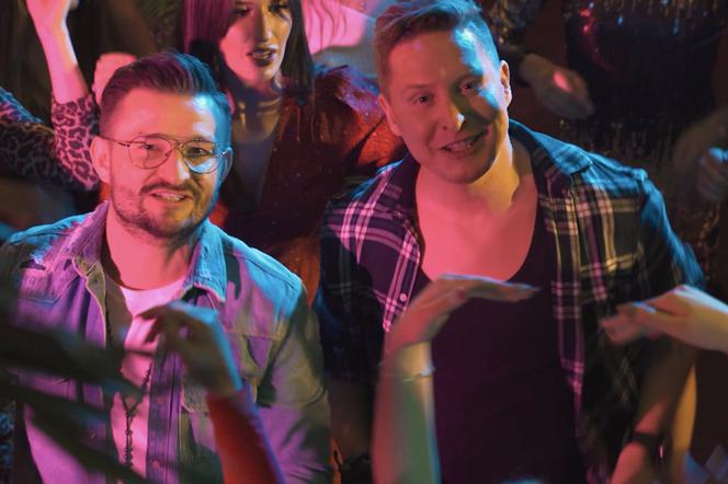 Antek Smykiewicz i Chuchu połączyli siły. Piosenka Carpe Diem polskim HITEM LATA?