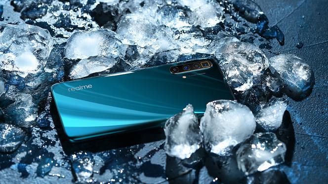  Realme X3 SuperZoom